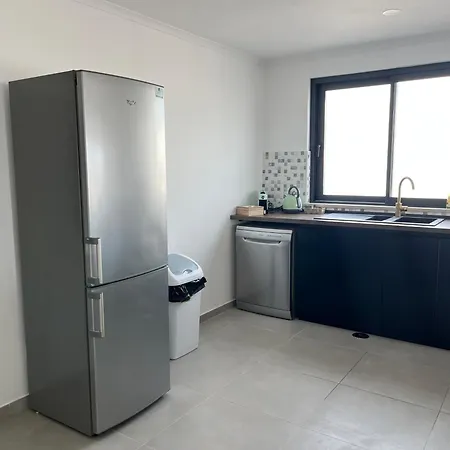 Ocean View By Charmes Penthouse شقة